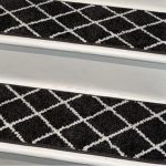 What’s the Best Way to Keep Non-Slippery Stair Carpets Looking New?